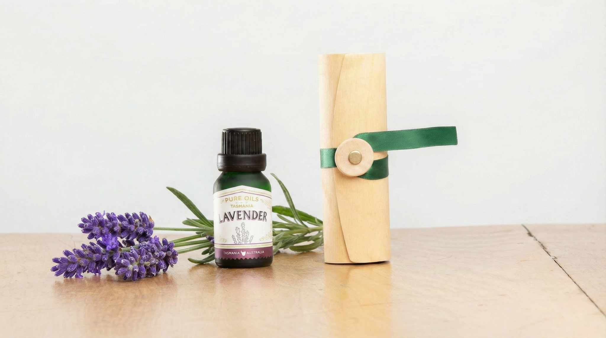 Pure Tasmanian Lavender Oil (15 ml) in Bamboo Gift Box
