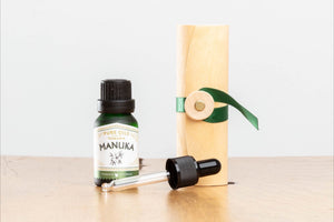 Pure Manuka Oil (15ml) in Bamboo Gift Box